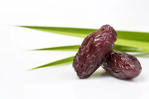 تصویر 1 از خرید خرما پیارم خشک + قیمت فروش استثنایی